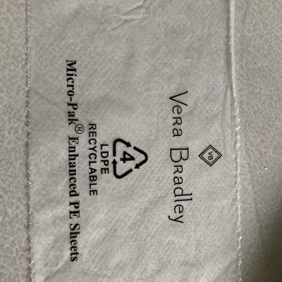 ⬇️New Vera Bradley RFID wallet - Picture 8 of 8